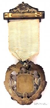 Знак RMIG 1923. STEWARD ROYAL MASONIC INSTITUTION FOR GIRLS.  – Королевский Масонский институт для девочек.