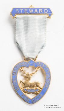 Знак RMIB 1974. STEWARD ROYAL MASONIC INSTITUTION FOR BOYS.  – Королевский Масонский институт для мальчиков.